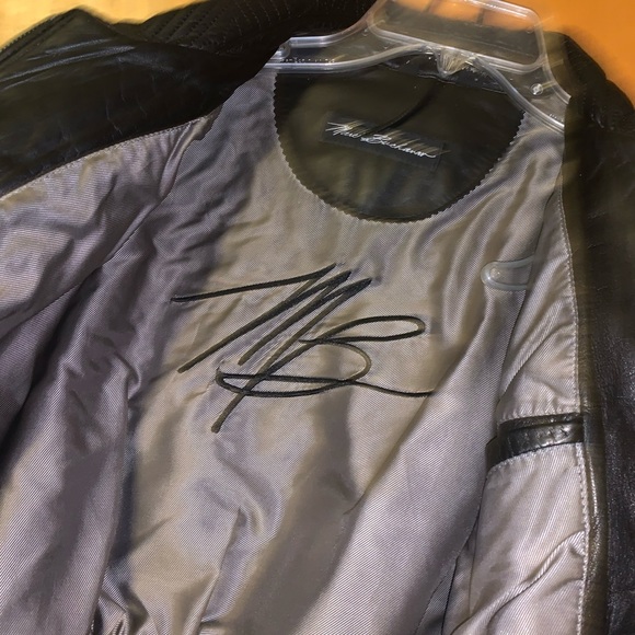 Leather jacket - Picture 5 of 8